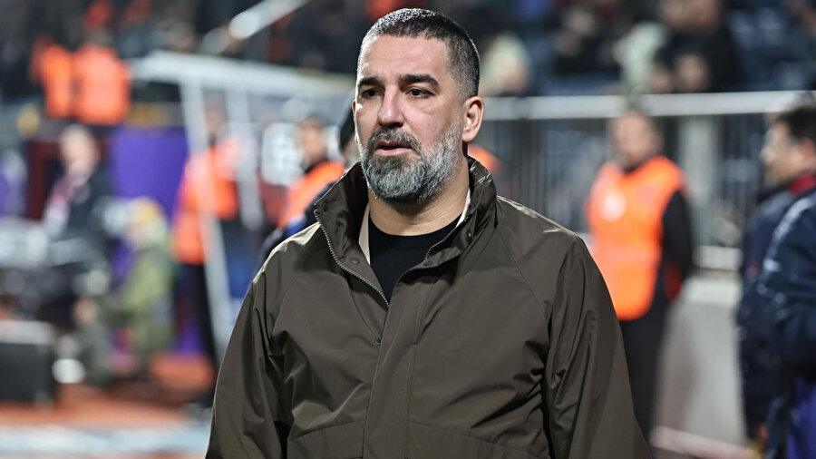 Tartışmalara neden olmuştu: Arda Turan ilk onu değiştirdi