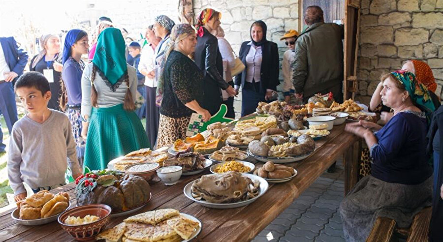 Çeçen mutfağında ağırlıklı olarak hamur işi yiyecekler bulunuyor.