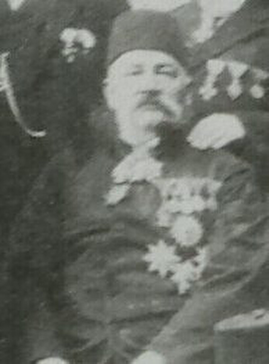 Bayroviç Mehmed Paşa.