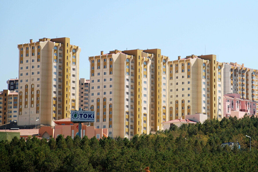 Aylık 12.799 TL taksitle ev sahibi olabilirsiniz: TOKİ yeni konutları satışa sundu