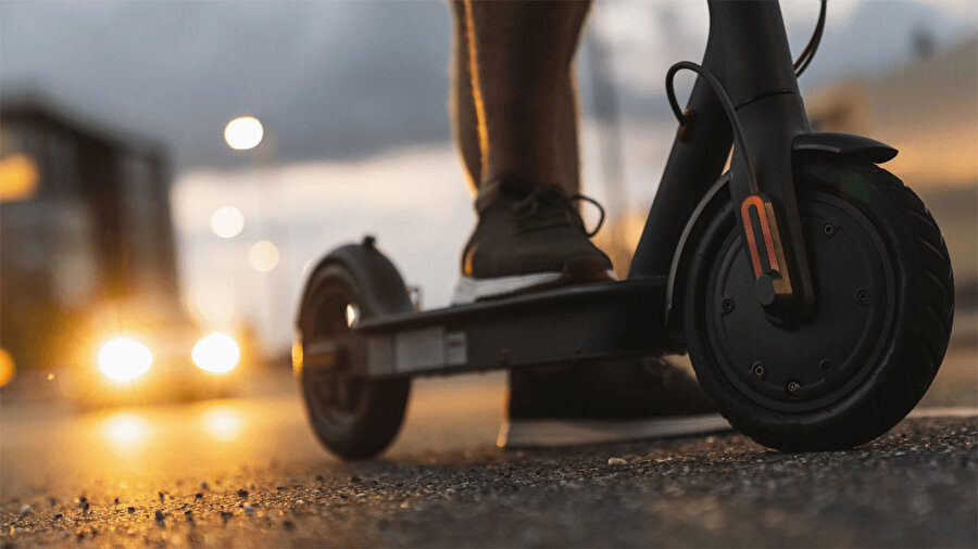 Elektrikli scooterlarda yeni düzenleme: Sigorta ve plakada yeni dönem