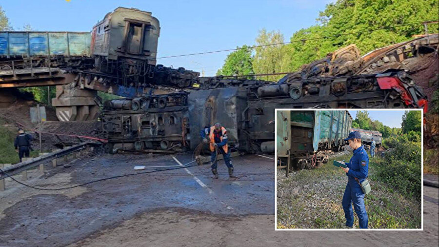 Rusya'da otoyol köprüsü yolcu treninin üstüne çöktü: Çok sayıda ölü var