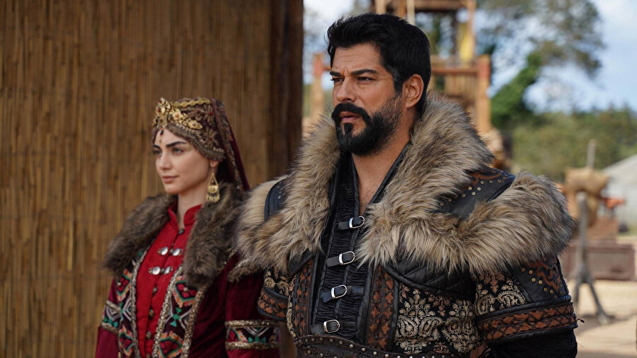 Kuruluş Osman'da ayrılık sinyali: Başrol oyuncusu diziye veda mı ediyor?