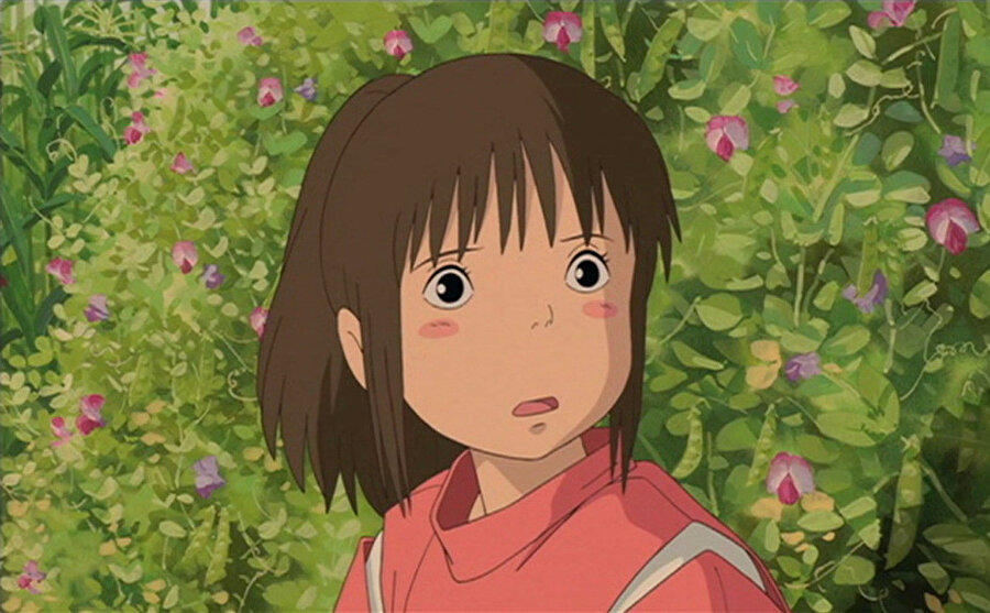 Miyazaki filmografisindeki her bir yüz, yüzün arkasındaki ruhun iç dünyasından haber veriyor. Miyazaki karakterlerinin yüzleri mümkün olan en az çizgiyle vücut buluyor, farklı duyguların ve kişilik özelliklerinin yansımasına imkân tanıyan nötr ifadelerle yolculuğa başlıyor.
