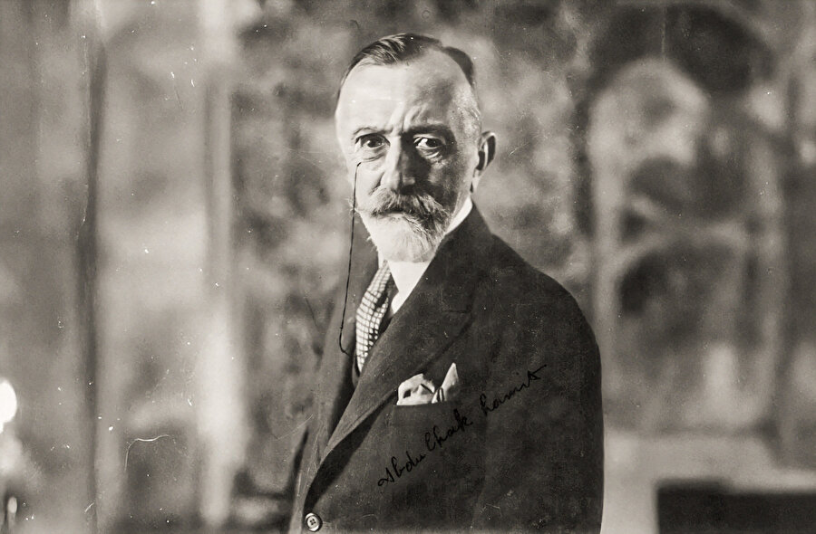 Abdülhak Hâmit.