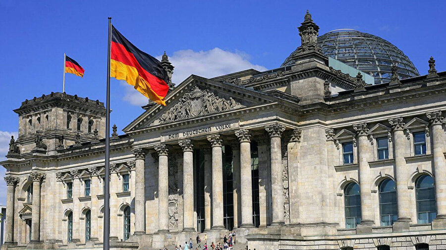 O ülkede dev vergi indirimi: Milyarlarca euro