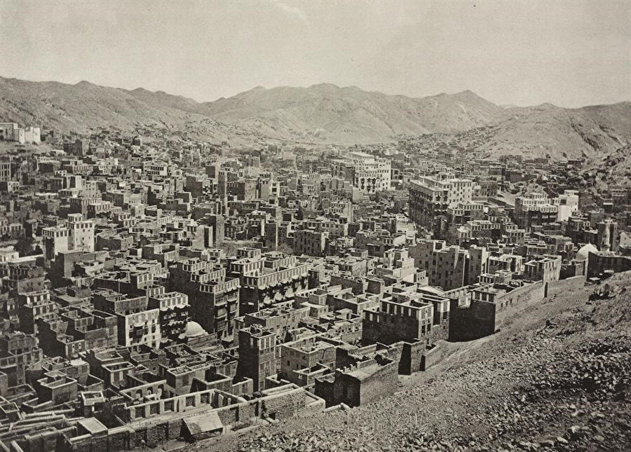 Gayrimüslimlerin giremediği Mekke, eski zamanlardan beri Batılılar için gizemli bir şehir olmuştu.