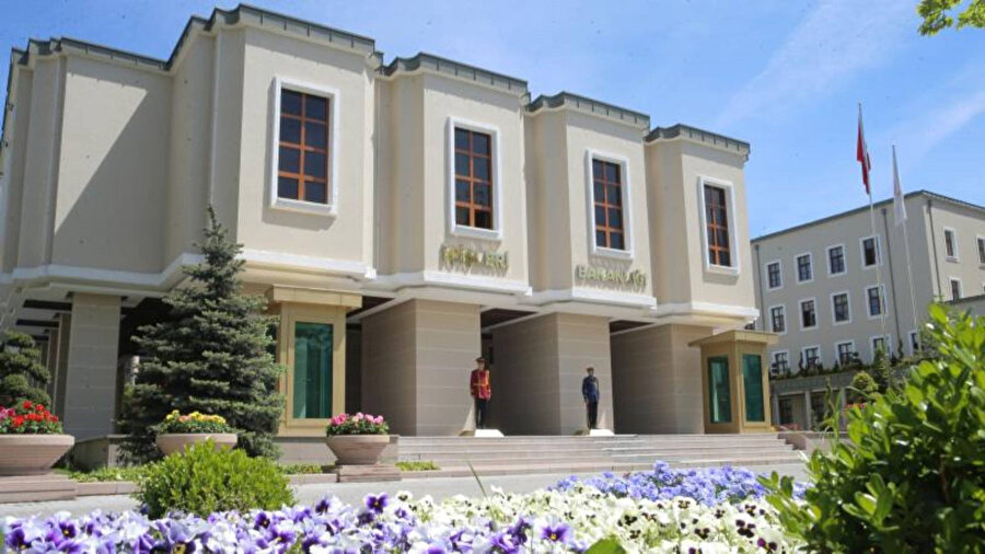 5 belediye başkanı görevden uzaklaştırıldı