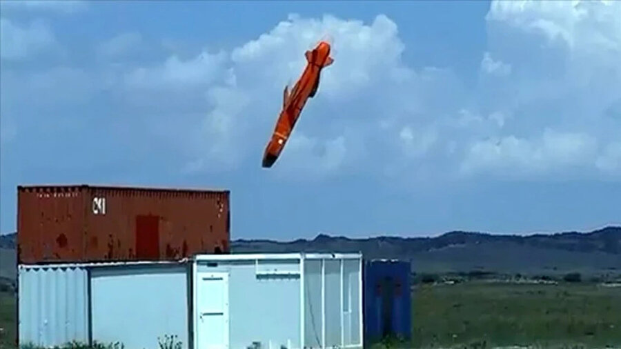 Yerli uzun seyir füzesinden yeni başarı: Turbojet motoruyla hedefi 12'den vurdu