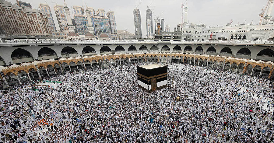 Hac sezonunda yeni dönem: Hacılar yapay zeka ile yönlendirildi​