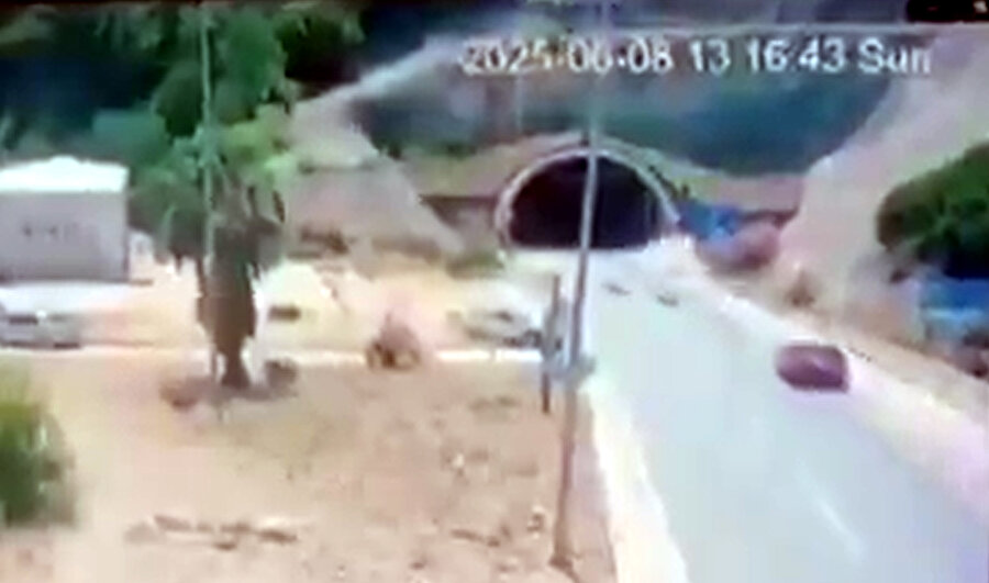 Antalya'dan feci kaza: 2 ölü, 4 yaralı