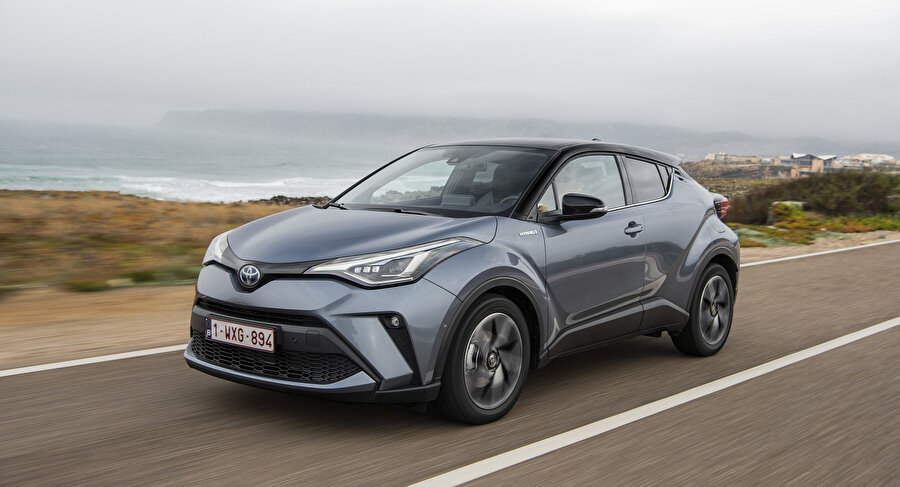 Toyota Haziran 2025 fiyat listesi: Toyota Corolla, Yaris Cross, Camry, CH-R, RAV4 ve Hilux güncel fiyatları