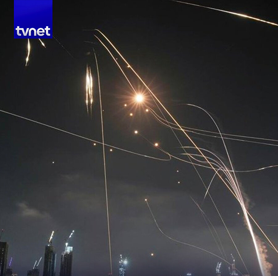 İran'ın saldırıları ardından Tel Aviv'de yıkımlar görüldü