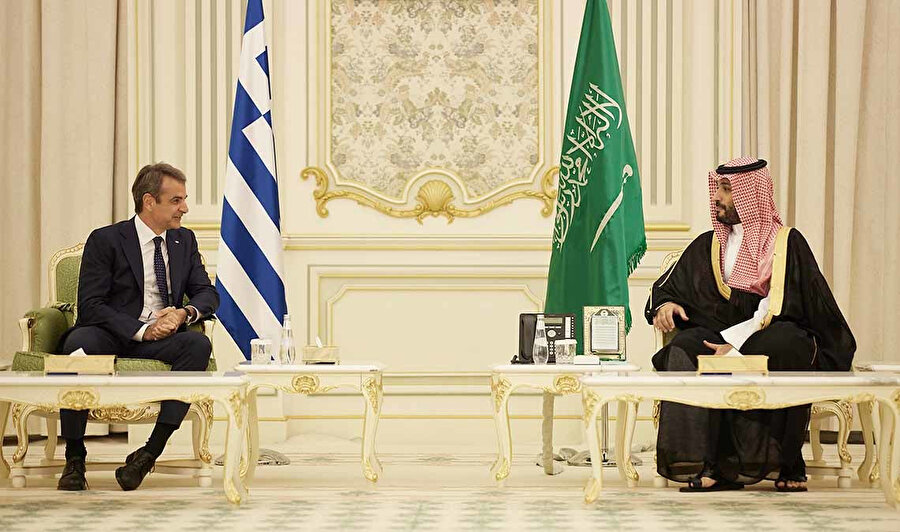 Suudi Arabistan Veliaht Prensi Başbakan Muhammed bin Selman bin Abdülaziz, dün Yunanistan Başbakanı Kiriakos Miçotakis'ten bir telefon aldı.