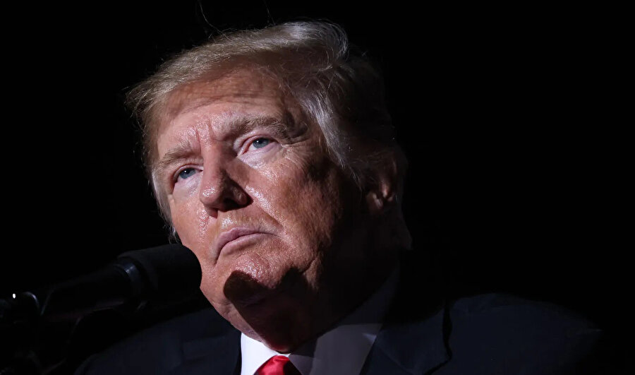 Trump: &quot;İran bu savaşı kazanamıyor, çok geç olmadan masaya oturmalılar&quot;