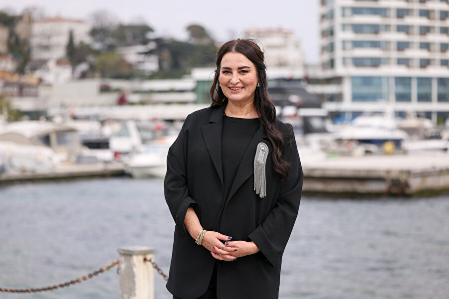 Bir şey öğrenmek istiyorsanız en temelinden en son noktasına kadar öğrenmeniz gerekiyor diye düşünüyorum.