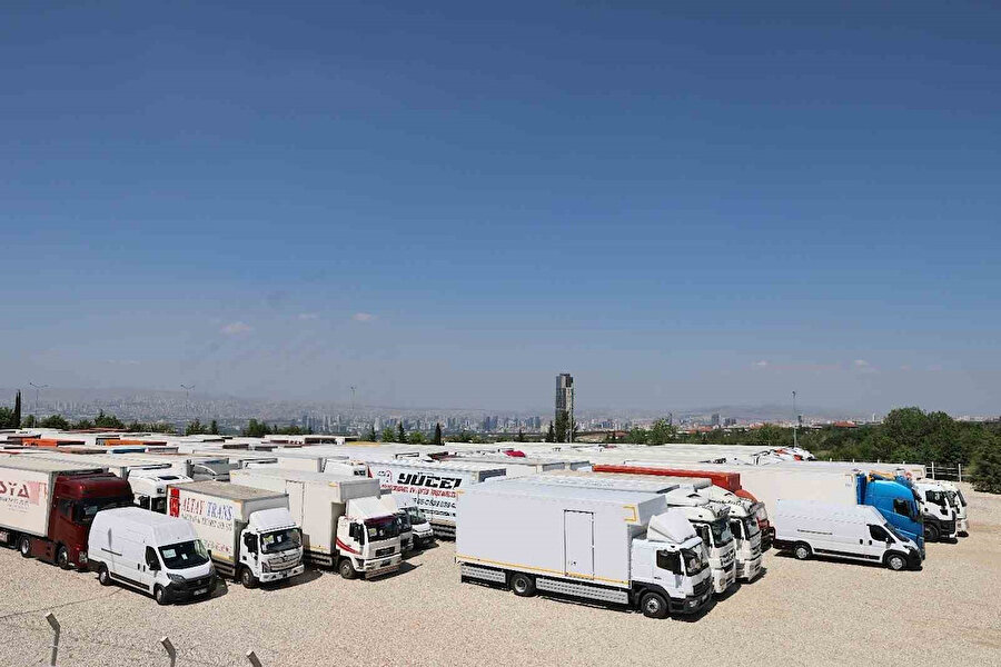 YKS sınavkitapçıkları arabası