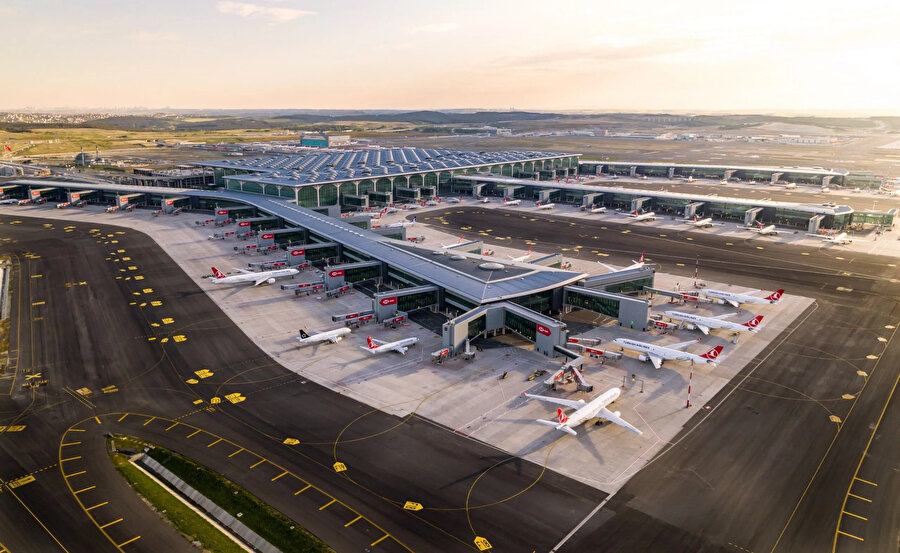 Katar hava sahasının kapanmasıyla uçaklar Türkiye’ye yönlendirildi