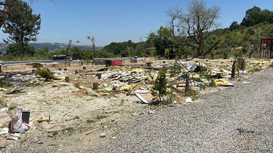 Bungalov sökülerek kaldırıldı