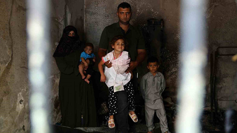 Adana'da bir aile molotoflu saldırıya uğradı