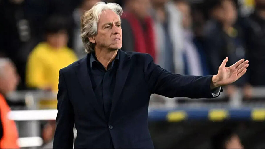 Jorge Jesus ezeli rakibin başına geçiyor