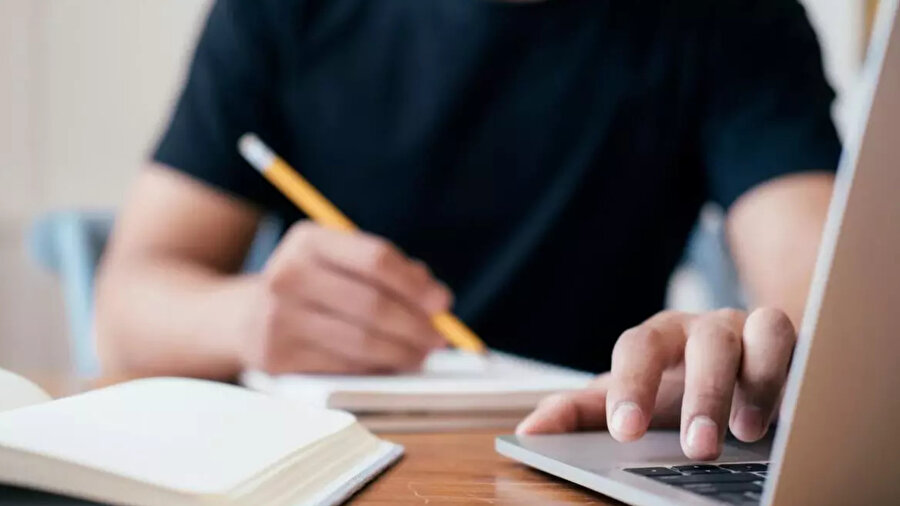 KPSS başvuruları başladı: 2025 KPSS lisans başvurusu nasıl yapılır? KPSS başvuru ücretleri ne kadar?