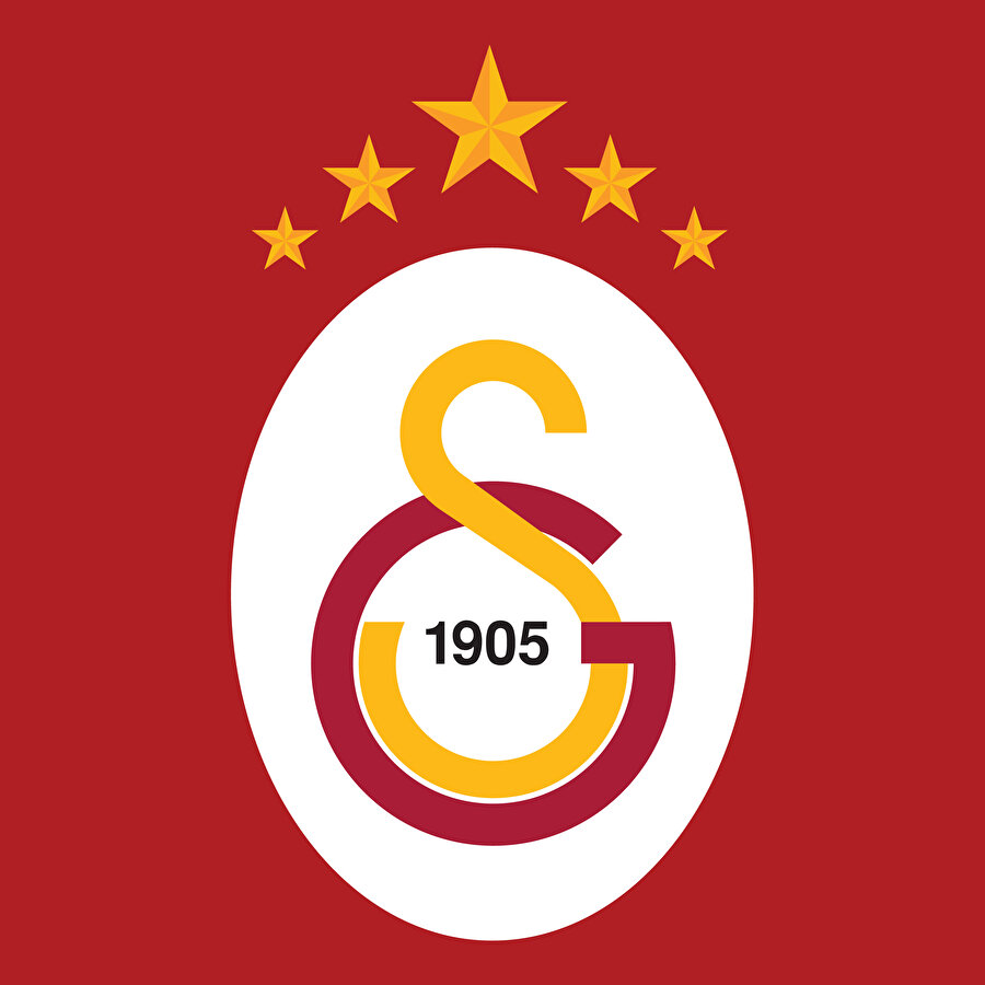 ​Galatasaray yeni sezonda giyeceği formaların tanıtımını yaptı