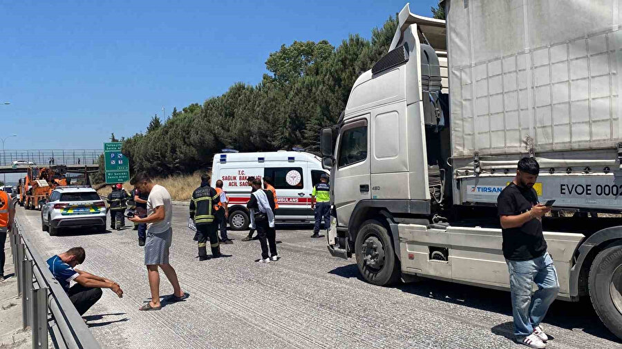 TEM otoyolunda zincirleme kaza