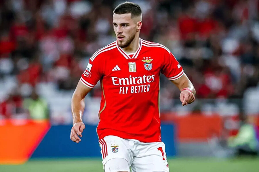 Beşiktaş'tan sezonun ilk transferi tamam: İstanbul'a iniş tarihi belli oldu