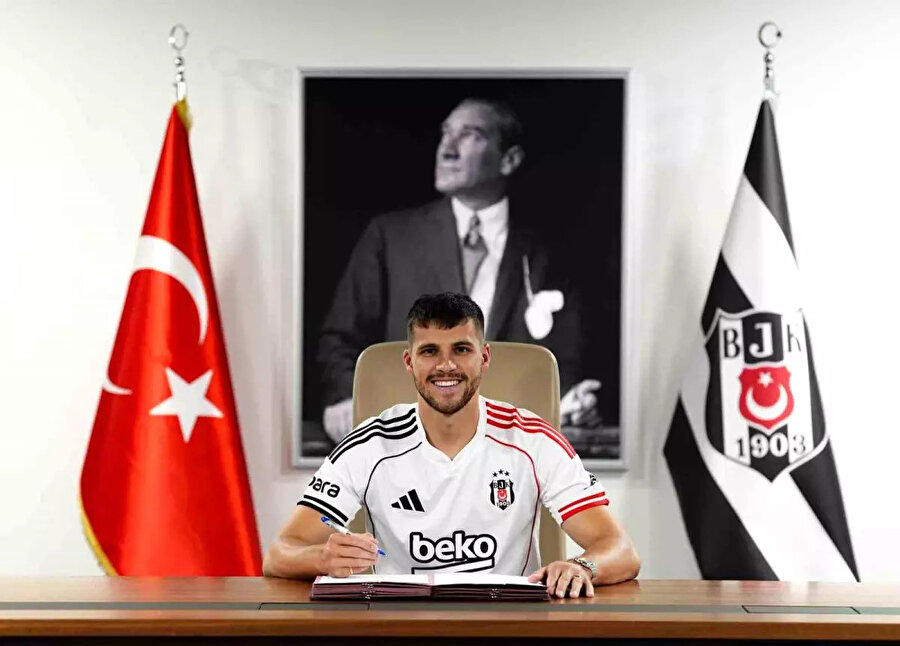 Beşiktaş'ın yeni transferi David Jurasek: Teklif geldiği anda hiç tereddüt etmedim