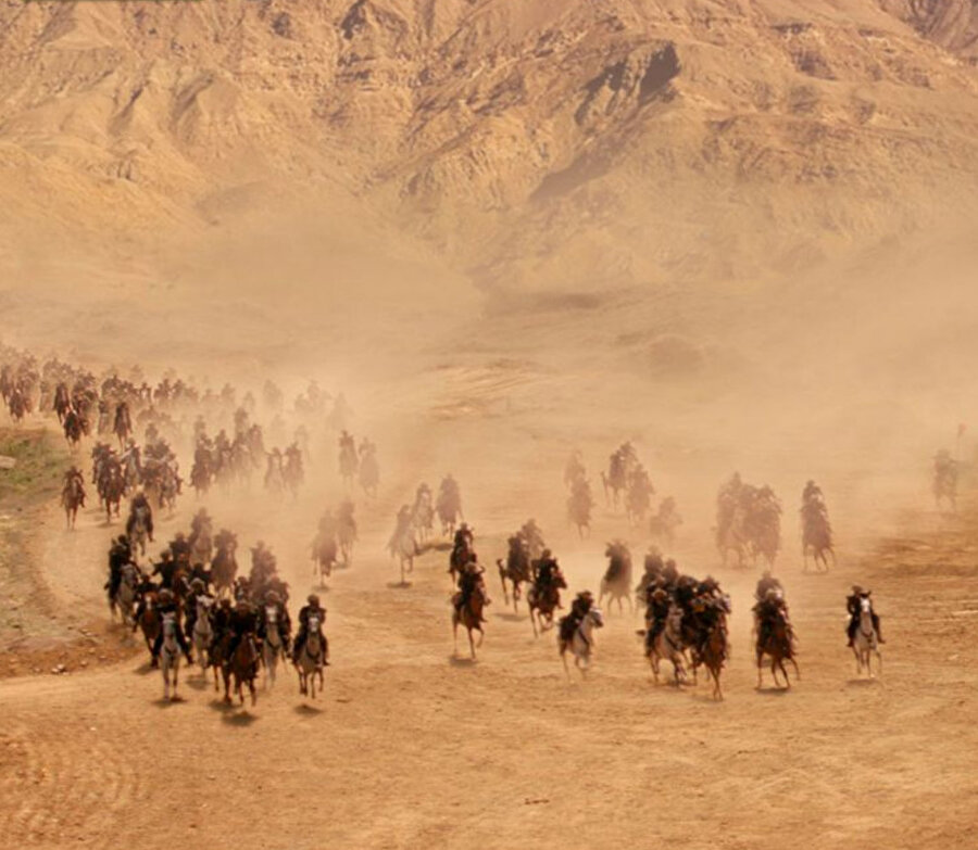 Tıpkı “Biz Uhud’u severiz, Uhud da bizi sever” hadisinde olduğu gibi…