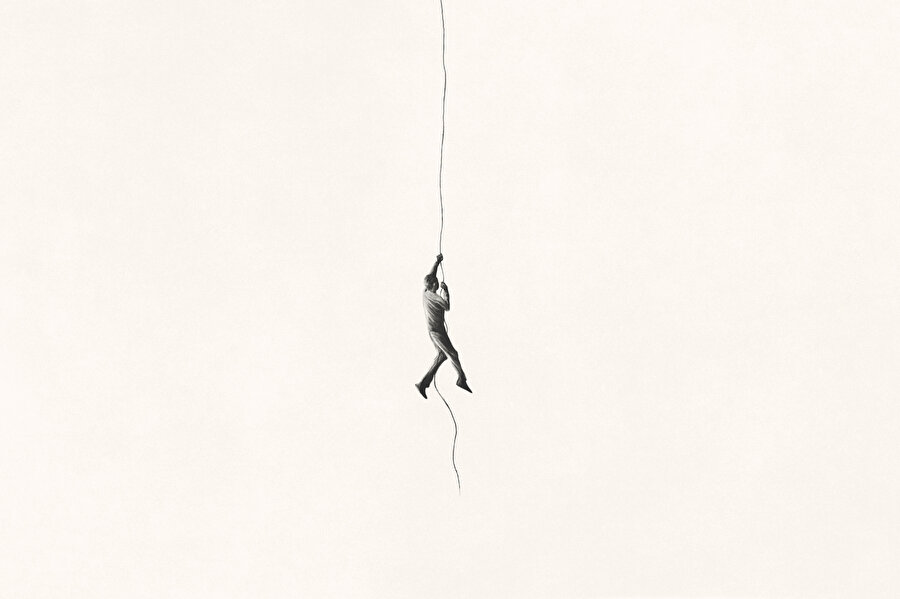 Erkeğin otoritesi yoksa aile dağılır. Erkek rızık kazanır, kadın sofra kurar. Erkek aileye kol kanat gerer, kadın yuvayı sıcak tutar. Valla biz böyle gördük.