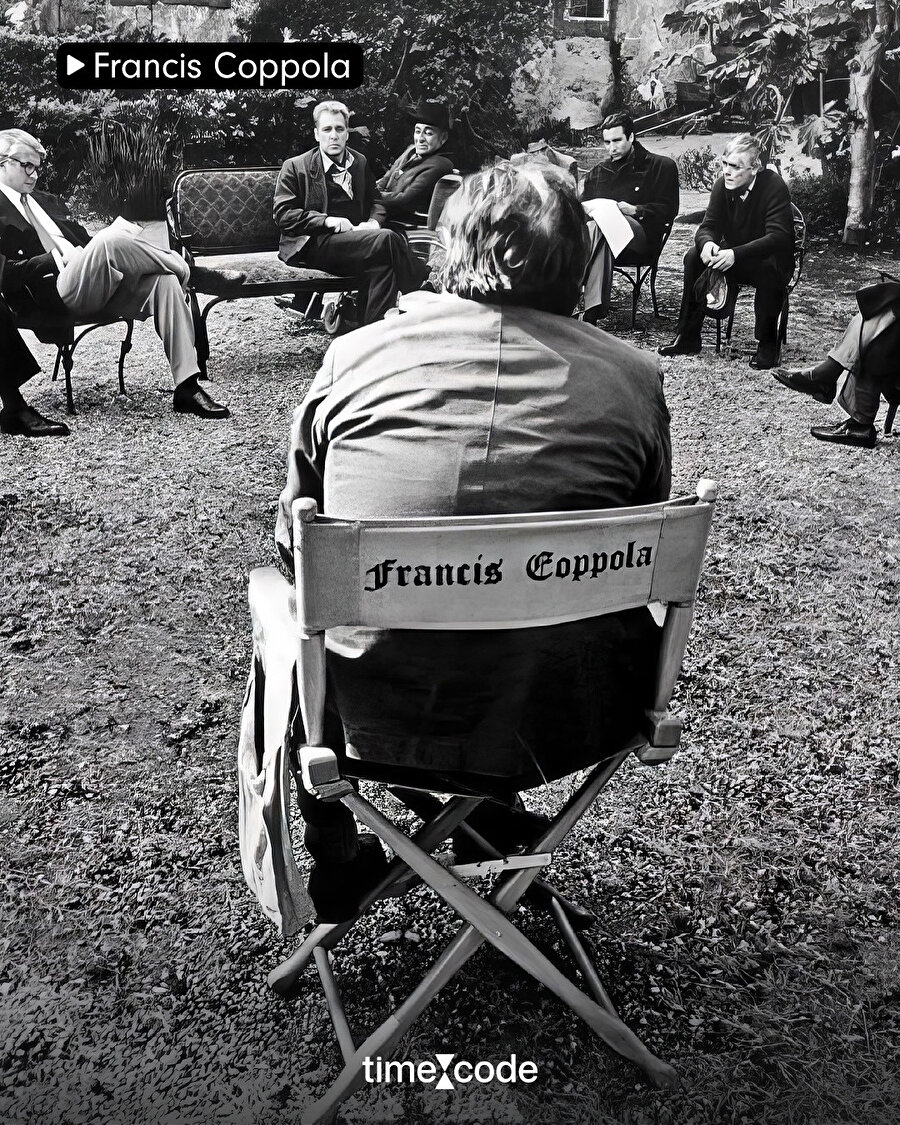 Yönetmenler ve sandalyeleri