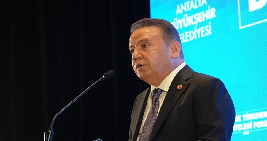 Antalya Büyükşehir Belediye Başkanı Muhittin Böcek tutuklandı