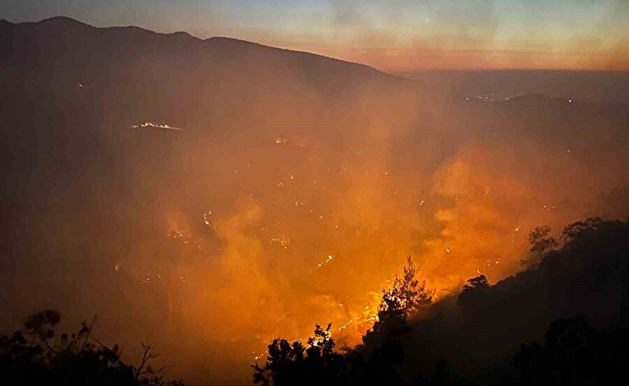 Uşak’ta devam eden yagınlardan dolayı 21 ev ve bir çiftlik boşaltıldı