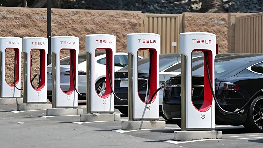 Tesla’dan Türkiye’de dev şarj ağı hamlesi: 10 yeni Supercharger istasyonu yolda