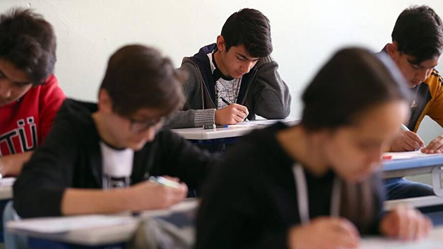 Lise eğitimi iki yıla düşecek mi? Bakan Tekin açıkladı