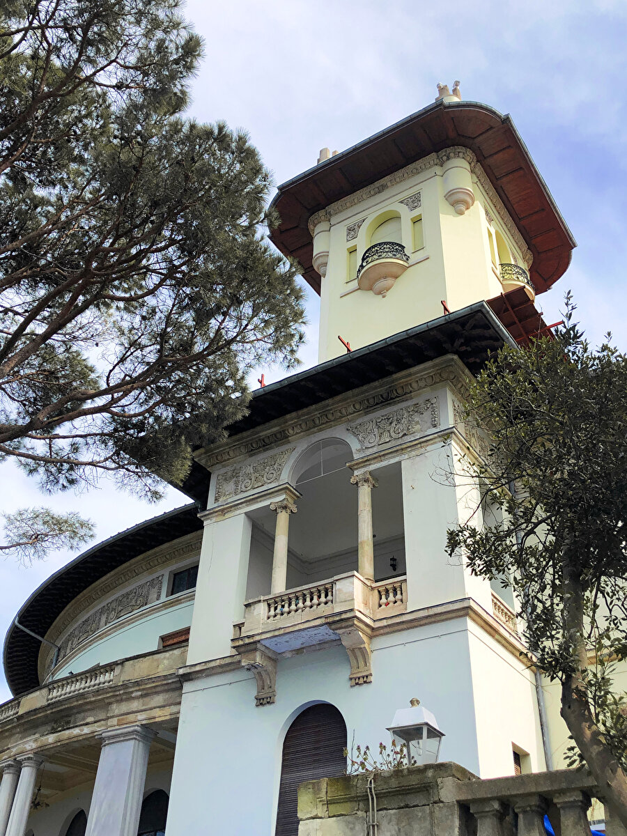 Hidiv Kasrı. Fotoğraf: Uluç