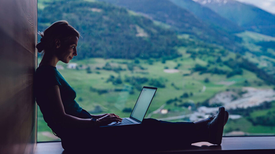 Türklerin çalışma izni almadan yaşayabileceği 8 ülke belli oldu