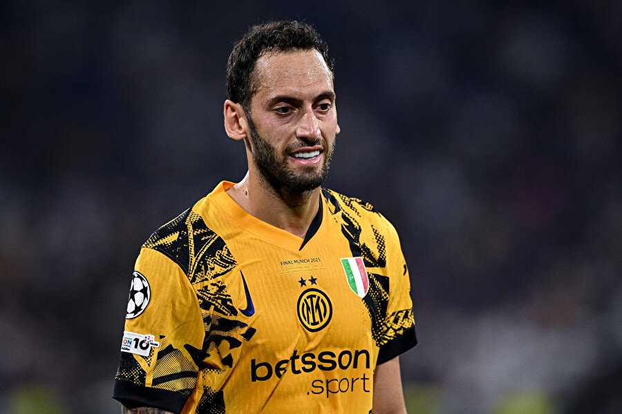 Hakan Çalhanoğlu'nun babasından Galatasaray taraftarını heyecanlandıran paylaşım