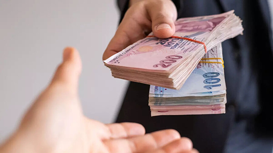 2025 toplu sözleşme sürecinde üçüncü zam teklifi bekleniyor: 600 bin kamu işçisine yapılacak zam oranı ne olacak?