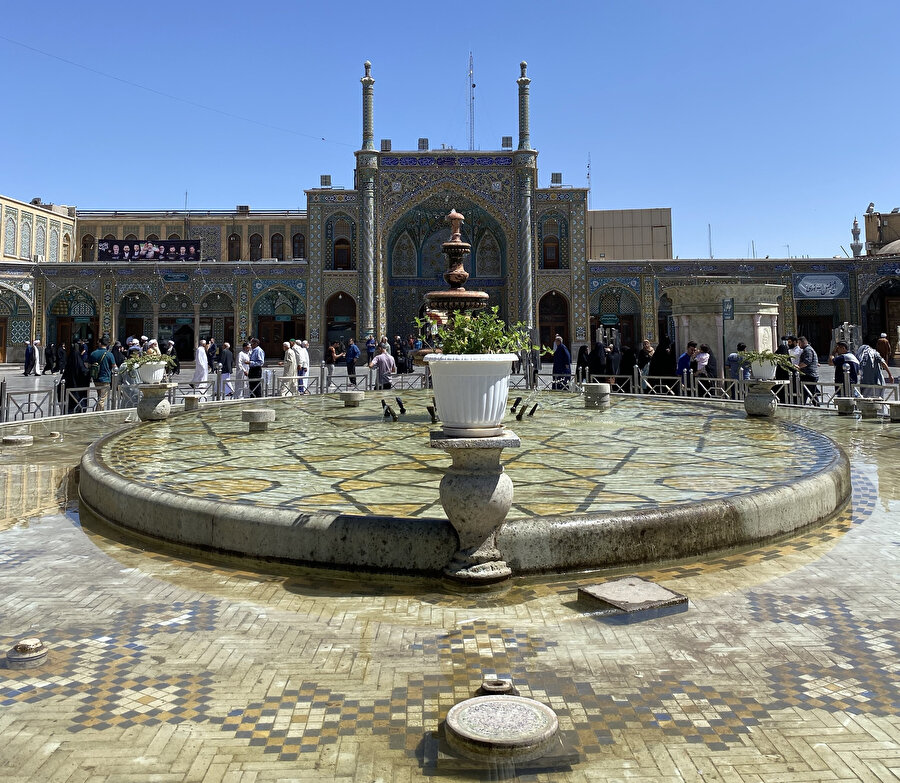 Fâtıma-ı Ma'sûme Kompleksi