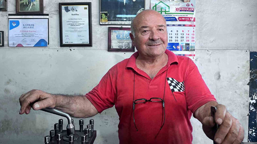 İzmir’in Bornova ilçesinde bulunan 1. Sanayi Sitesi esnafı, çırak bulmakta zorlanıyor.