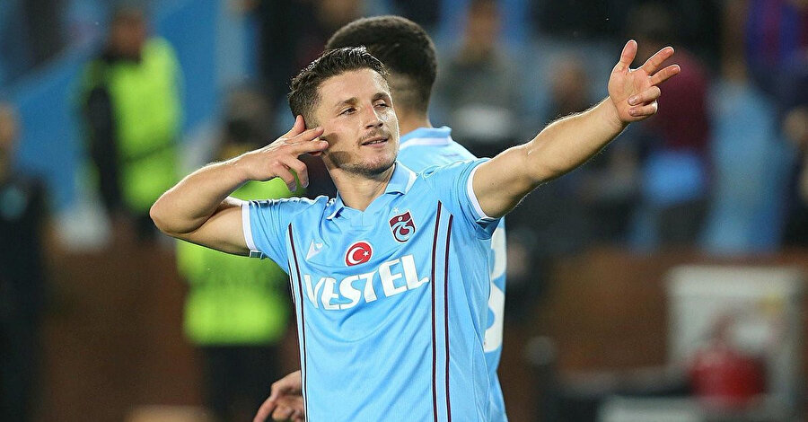 Konyaspor, Enis Bardhi'yi transfer etti