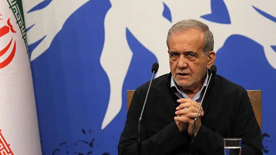 İran Cumhurbaşkanı Mesud Pezeşkiyan