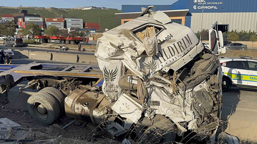 Feci kaza: Ölü ve yaralılar var