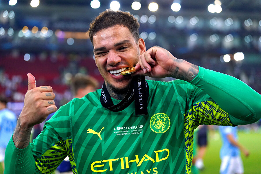 Galatasaray'dan Ederson hamlesi: Görüşmeler başladı