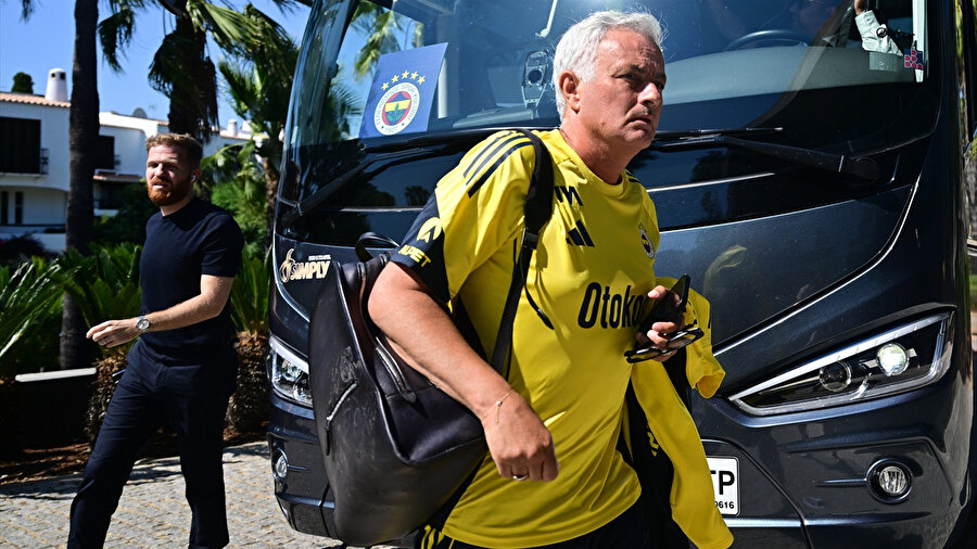 Mourinho'nun yeni yıldızları belli oluyor: 5 isimle ilgili karar çıkmak üzere