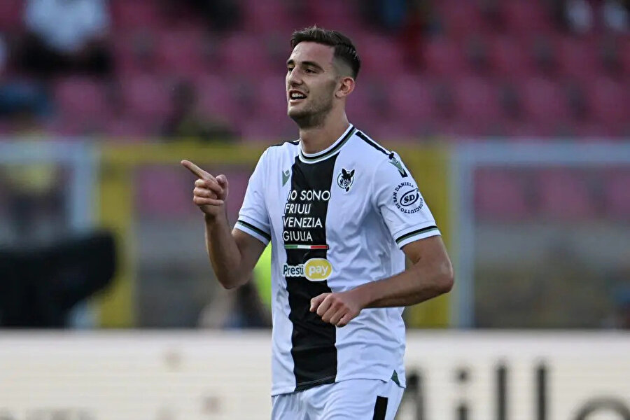 Osimhen giderse yerine gelecek isim belli: Napoli'nin yeni forveti belli oldu