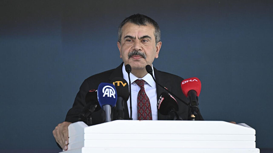 Bakan Tekin'den iddialara cevap: 719 öğrencimizin birinci olması sağlıklı bir durum